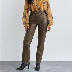 NWOT Aritzia Wilfred Melina Pant, Dark Olive, Size 4